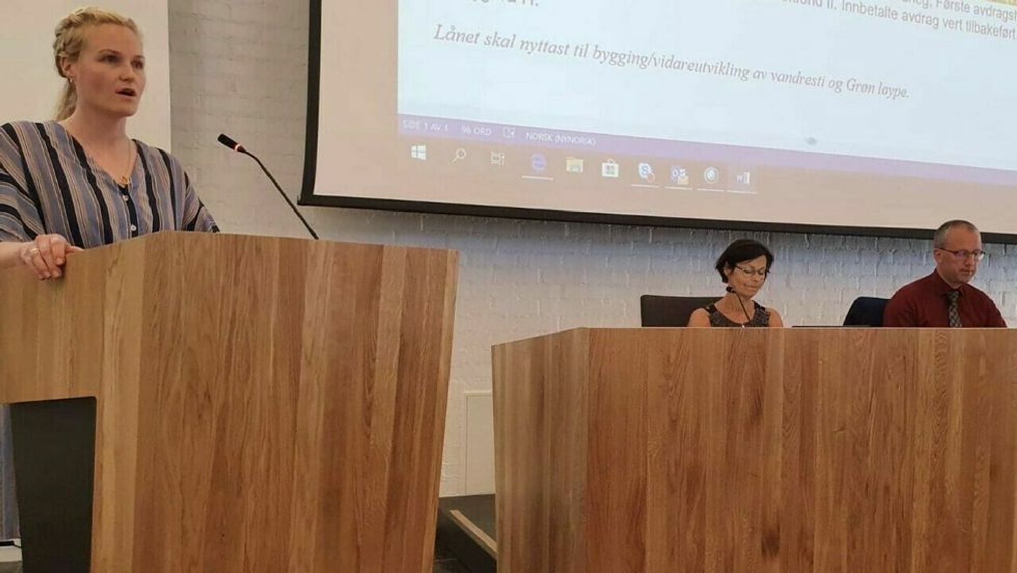 VIL HA MEIR FRAMSNAKKING: Kristin Rundsveen Bøtun, kommunestyrerepresentant i Sogndal Senterparti og leiar i komite for samfunnsutvikling.