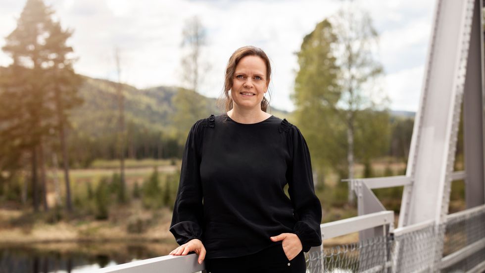 FORFATTAR: Ellen Gustavsen Simensen er aktuell med ny bok, der delar av handlinga går føre seg i Gulen.
