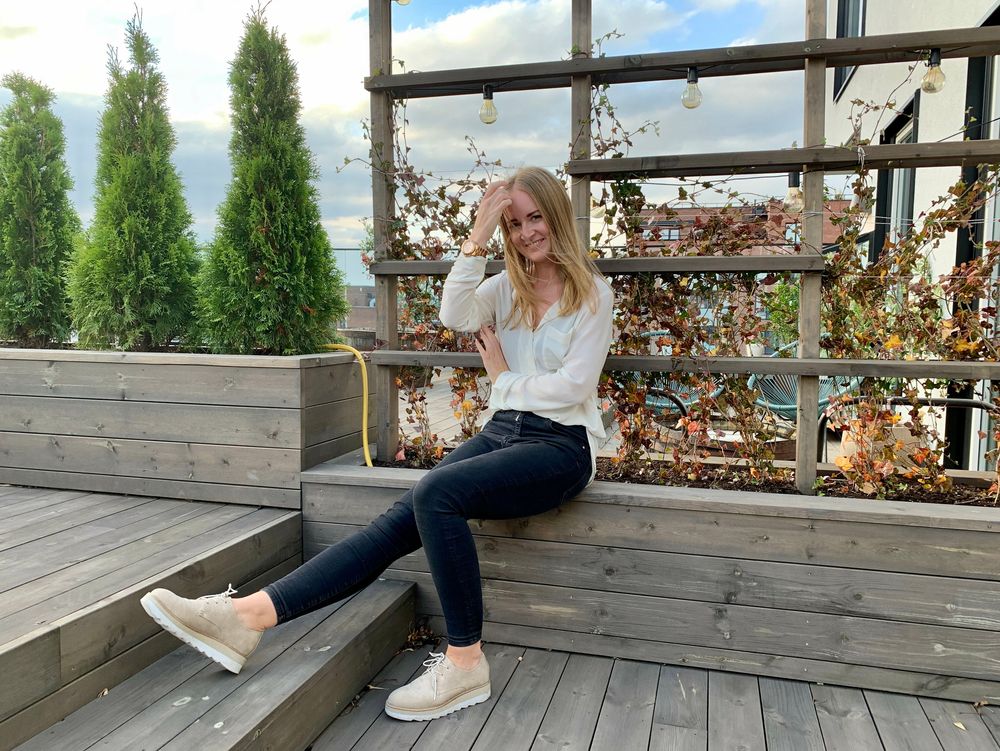 Elise Rønnevig Andersen (25) er den journalisten som selger desidert flest abonnement i Aftenposten.