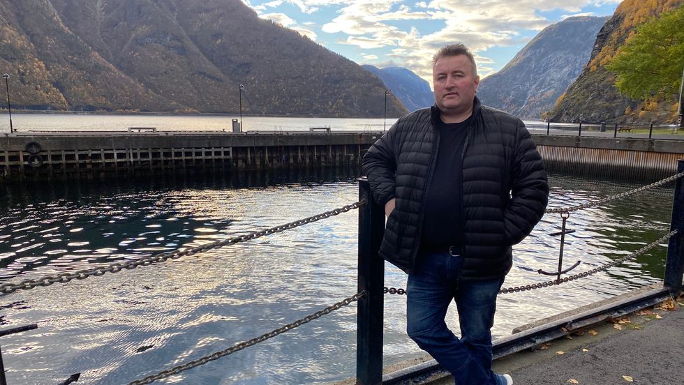 KORONA: Henrik Rønningen har allereie fått tre avlysningar etter dei nye koronatiltaka blei gjort kjend.