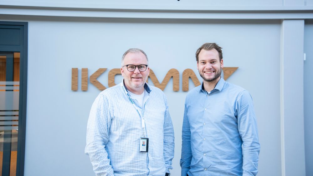 Adm.dir. (fra v.) Morten Rønning og rådgiver Robin Heby i Ikomm, som begge har vært sentrale i arbeidet med å få på plass avtalen.