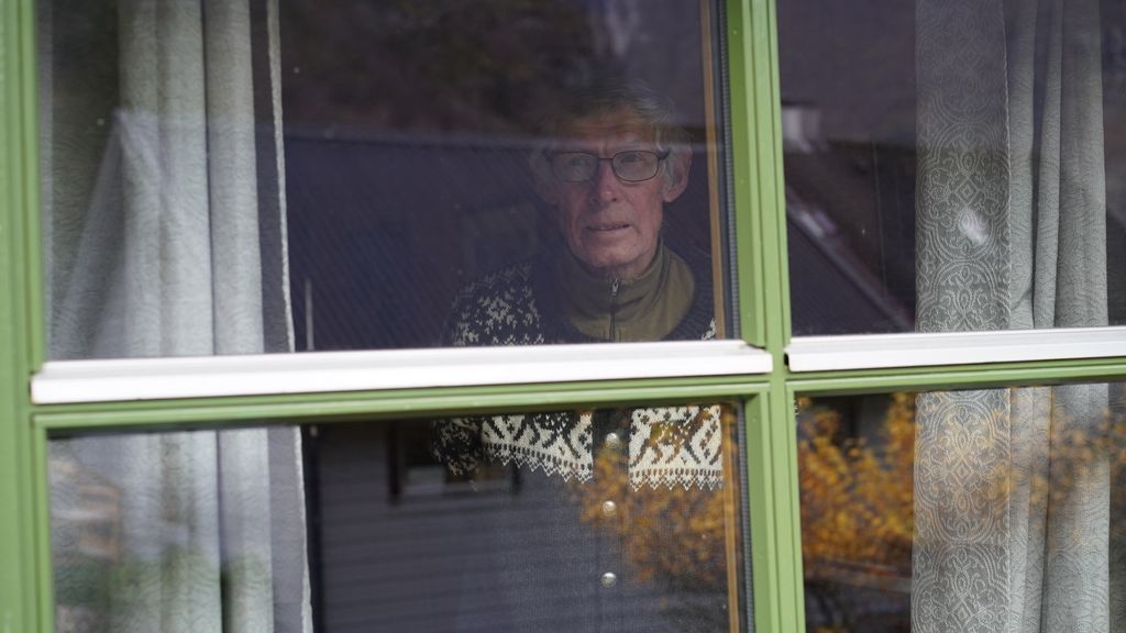 Olav (72) var første i bygda med korona: – Eg tenkte at om nokon av dei blir smitta, ville eg aldri tilgi meg sjølv