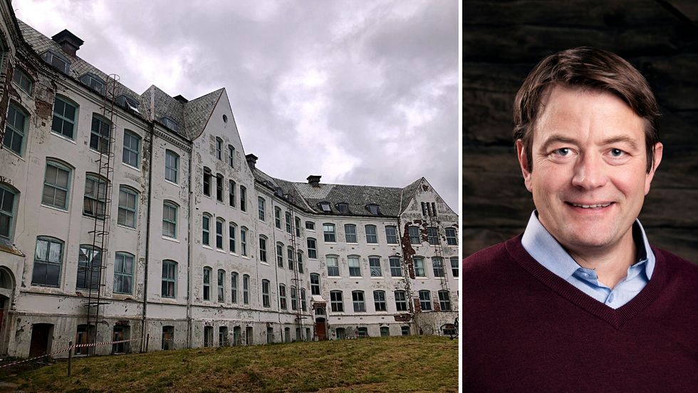 HARASTØLEN: Simen Bjørgen fortel at Kulturminnefondet ønskjer å visa effekten av tilskotsmidlane som Kulturminnefondet bevilgar.