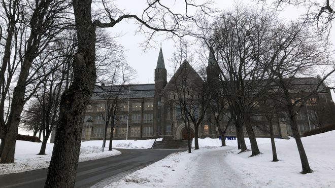 NTNU Gløshaugen vinter januar 2020