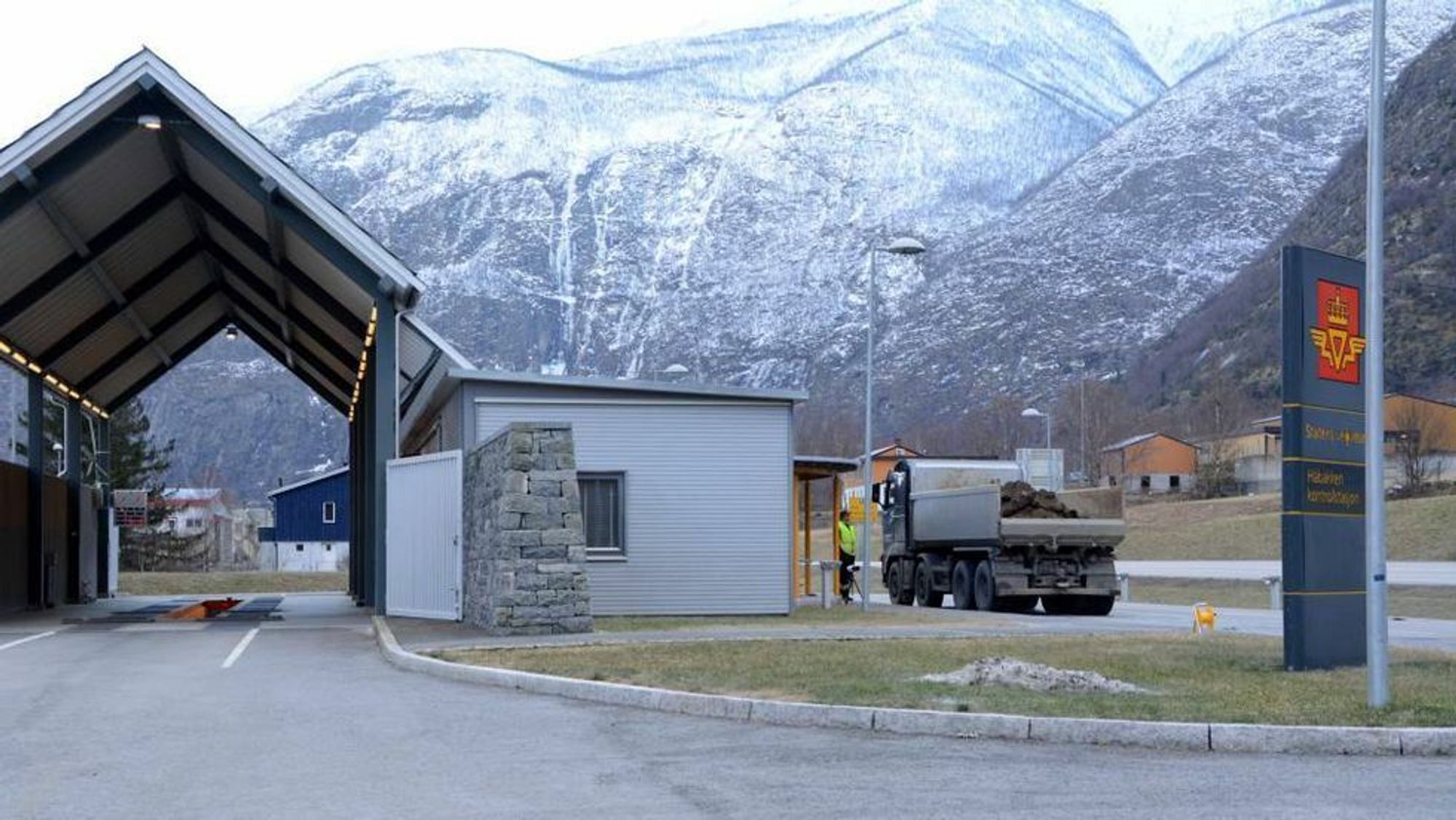 KONTROLL: Statens vegvesen hadde kontroll både morgon og kveld torsdag.