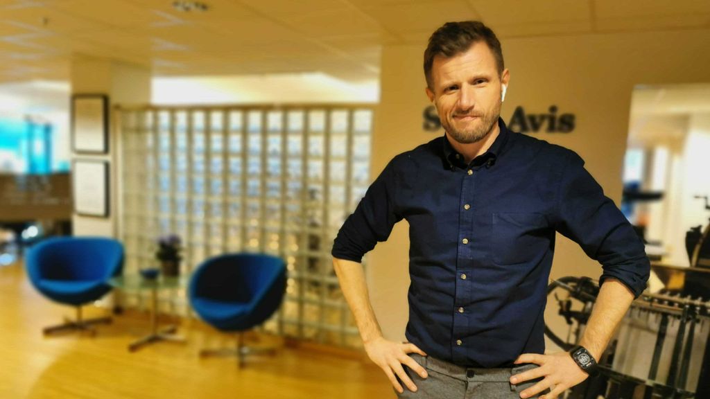 NY DRAKT: I november gjekk Arve Uglum inn i rolla som redaøktør i Sogn avis.