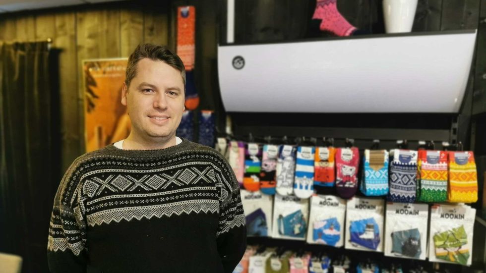 NVRLND: Remi Solbakken tok ein råsjanse då han valde å gå mot straumen med konseptbutikkane Nvrlnd.