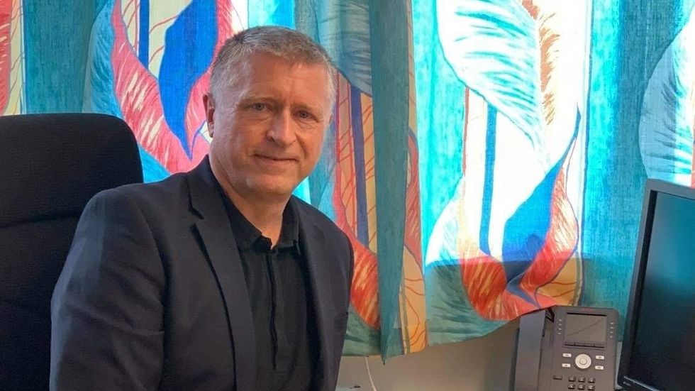 TAR OVER: Vidar Øvrebø går frå rolla som sjef for Pasientreiser, til stadleg leiar på Lærdal sjukehus