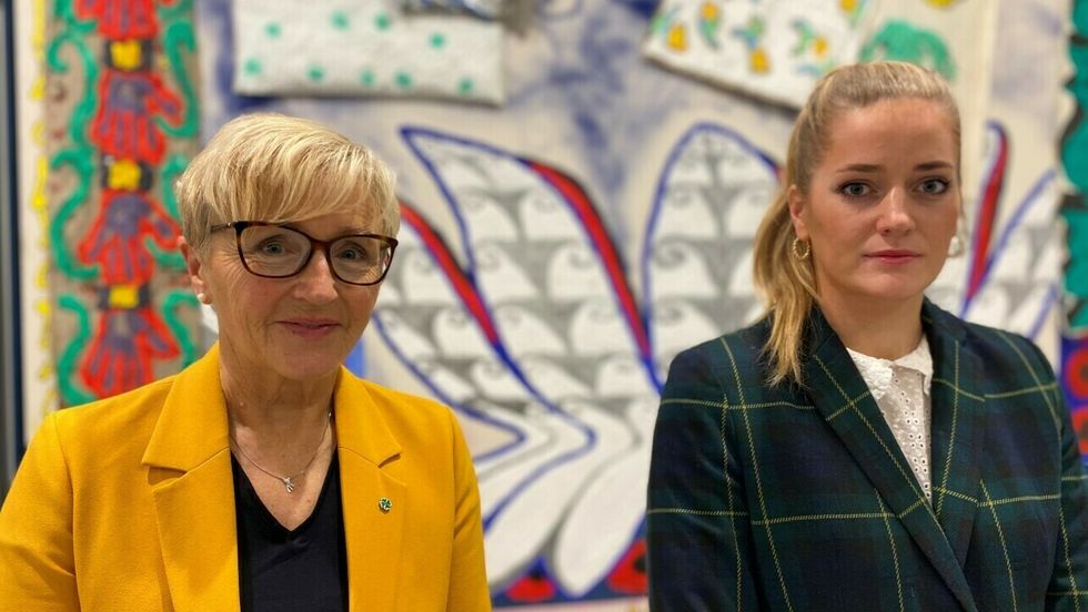 SP: Liv Signe Navarsete og Emilie Enger Mehl.