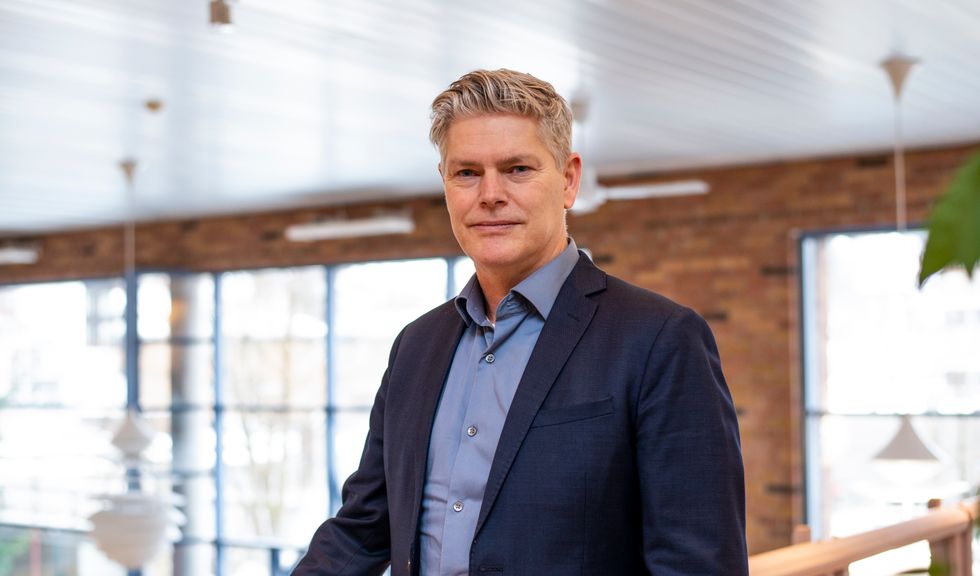 VIL HA FRIVILLIGE: HR-direktør Eirik Rostad Ness påpeiker at det ikkje er snakk om å seie opp nokon, slik stoda er no.