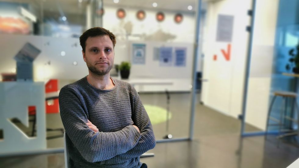 KREVJANDE: Sjef for Fjellsportfestivalen Stian Hofslundsengen har hatt eit planleggings-år prega av utfordringar, og omstillingar.