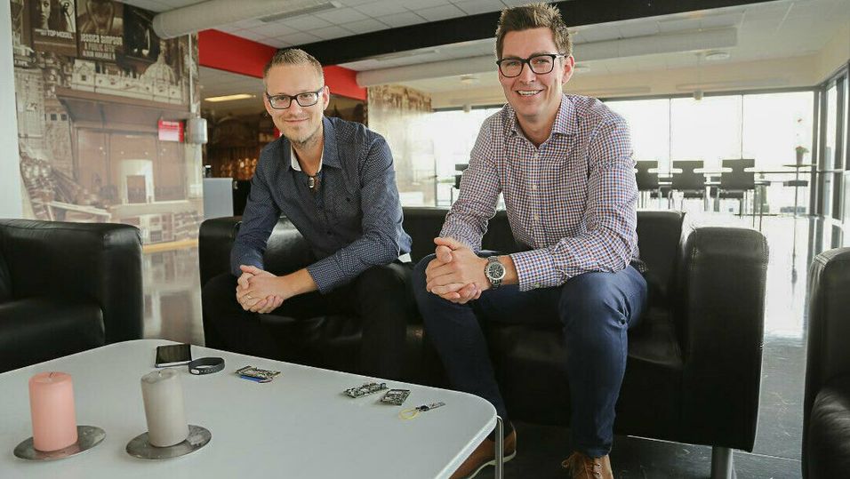Gründerne Morten F. Klausen og Stian Halseth eier omtrent 50 prosent hver av selskapet. Nå skal staben økes fra 15 til 18.