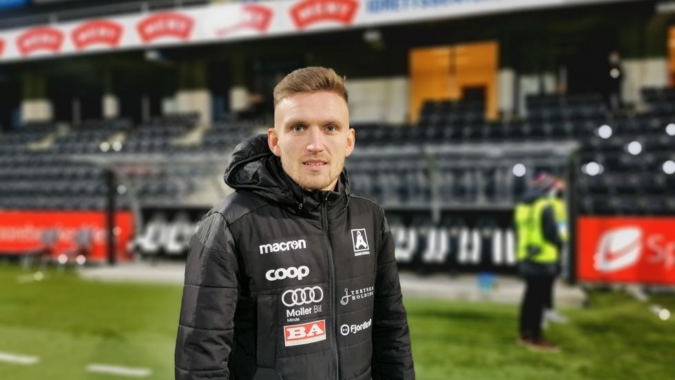HÅP: Kristoffer Valsvik ventar i spaning på om Sogndal og Åsane blir einige om overgangspris.
