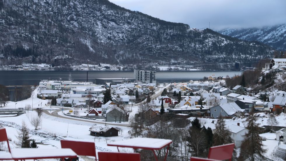 Store deler av Sogndal var utan straum, og framleis er det eit område mellom Sogndal og Leikanger som er straumlause.
