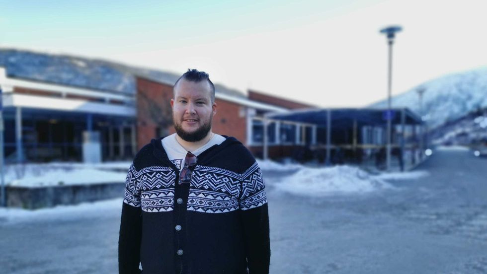– Det er så utrulig viktig å få mest mulig folk ut i arbeidslivet. Om det kun er litt jobb, så er det mykje betre enn å vera heilt utan, seier marknadskontakt for NAV Sogndal, Jonas Grotle Førde.
