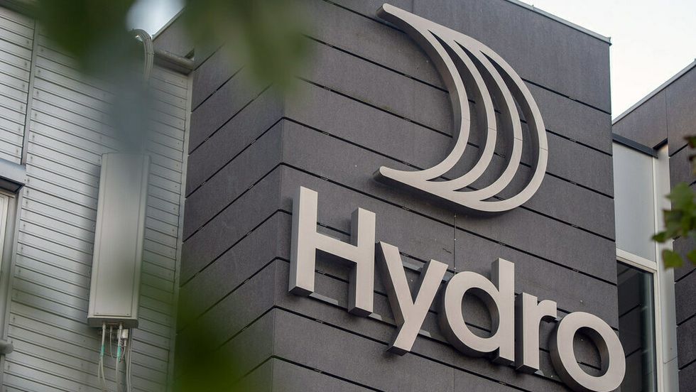 Norsk Hydro sel valseverka for 14,2 milliardar kroner
