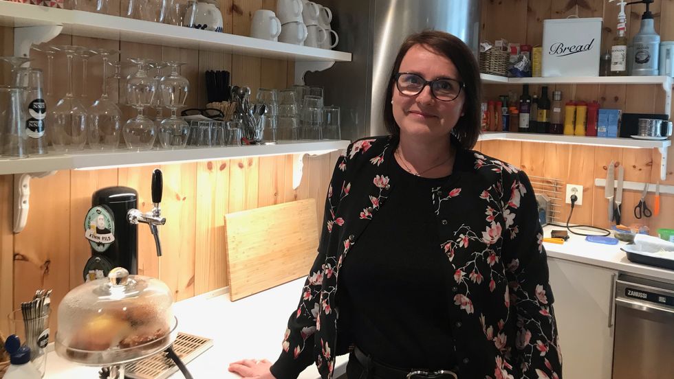 NY: Agnethe Smelvær ser fram til å ta til som dagleg leiar ved Malena kafé.