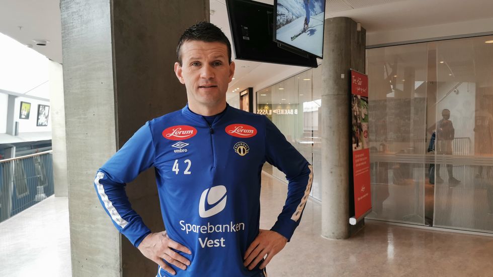 SPENT: Bakke meiner det er positivt med ein plan for gjenopning av fotballen, men er spent på om dei let seg gjere.