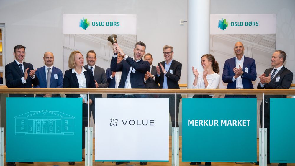 Volue-toppsjef Trond Straume ringte i børsbjella da selskapet ble notert på Merkur Market på Oslo Børs i oktober. I mars 2021 søkte de om overføring til hovedlisten. Få uker senere begynte hackere forberedelser til et angrep mot dem.