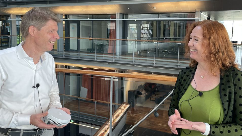 To teknologidirektører kunngjør samarbeid om innovasjon rundt mobiltjenester og innovasjon: Ericssons Stian Solberg og Telenor Norges Ingeborg Øfsthus.