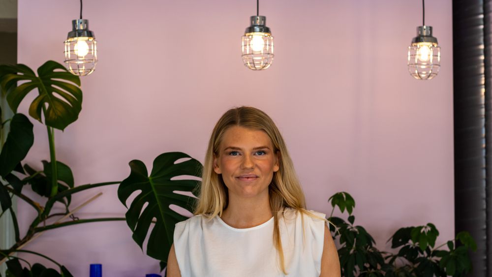 De har fått en lys ide: Tine Karlsen og Oslo-baserte Verdensvev hentet nylig 50 millioner til oppskalering og kommersialisering av sin kodeløse plattform «Vev».
