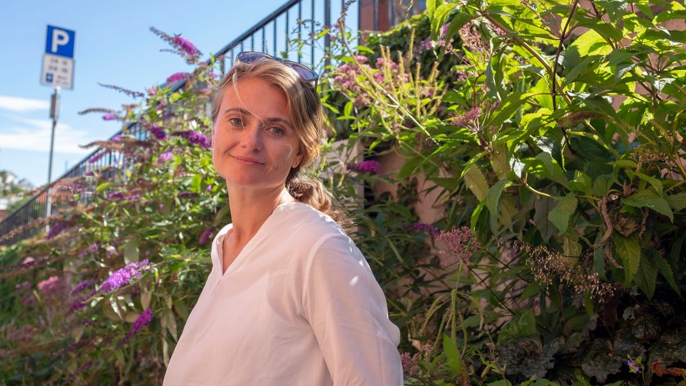 Digitaliseringssjef Ann-Helen Moum i Kristiansand kommune tror ikke det er mulig å sikre seg mot menneskelige feil. hun mener vi heller må være drillet på hva vi gjør når det skjer.