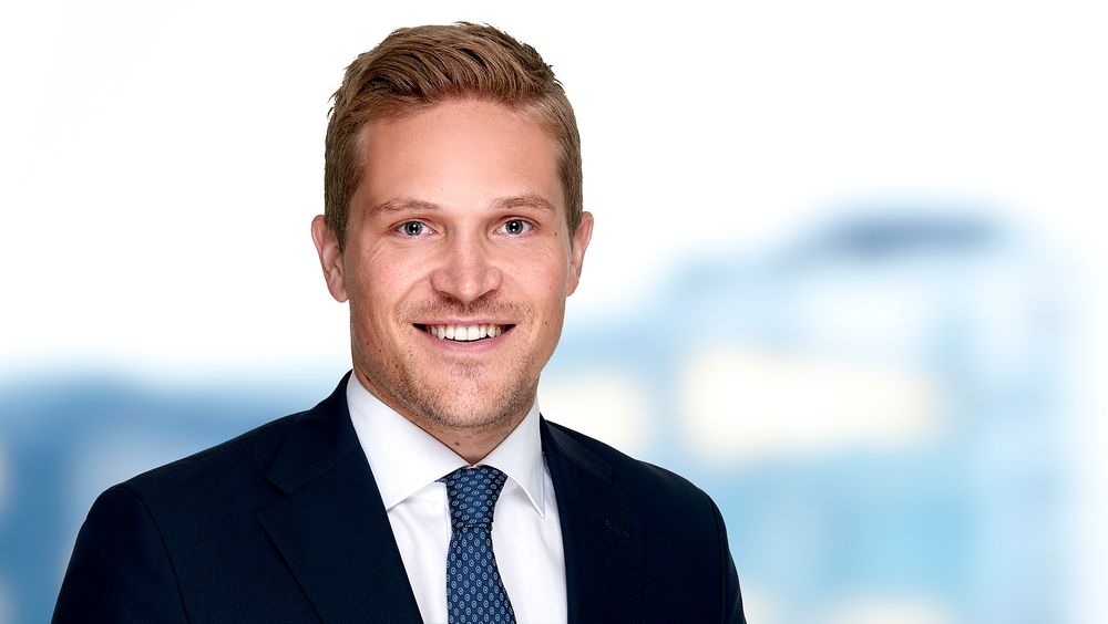 Advokat Eirik Rise bisto Helse Vest IKT da de ble trukket for retten av en av leverandørene sine