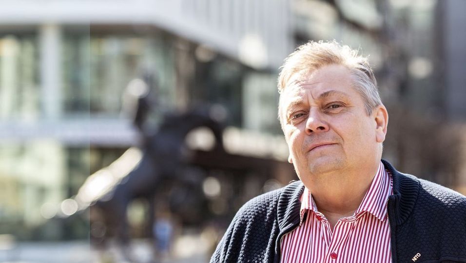 Nito-president Trond Markussen mener regjeringen raskt må få på plass en behovsprøvd støtteordning for kommuner med så dårlig råd at de ikke kan betale sin andel av bredbåndsprosjekter.