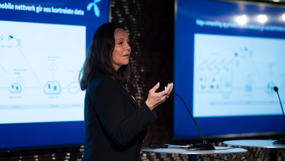 Birgitte Engebretsen leder Telenor Bedrift og presenterer nå et samarbeid med Microsoft om sikkerhet.