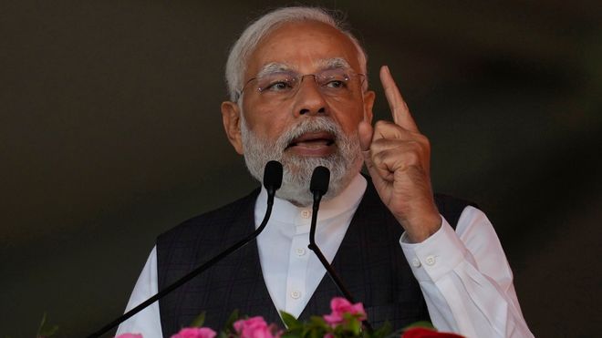 Indias statsminister, Narendra Modi, holder en tale under en samling i Mumbai, India, den 19. januar 2023.