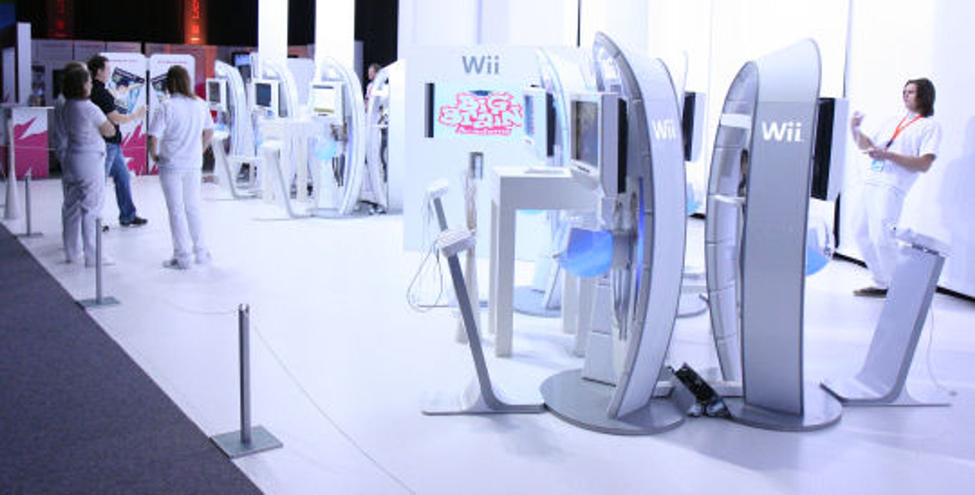 <em>Wii-maskiner på rekke og rad</em>
