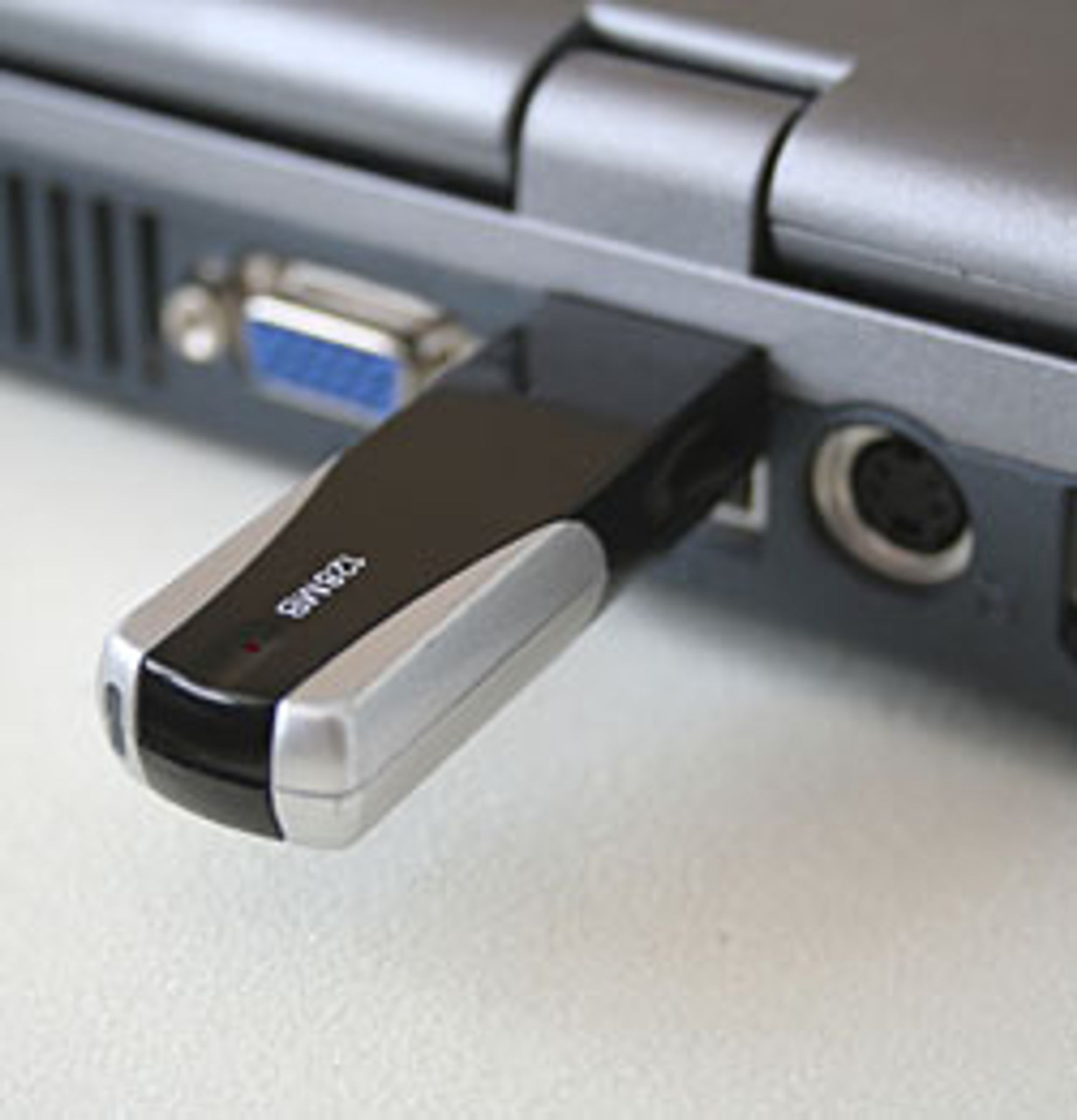 Alle datamaskiner med USB-port kan bruke en blåtannadapter.