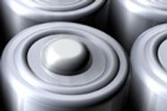 Mobilen som bruker AAA-batteri