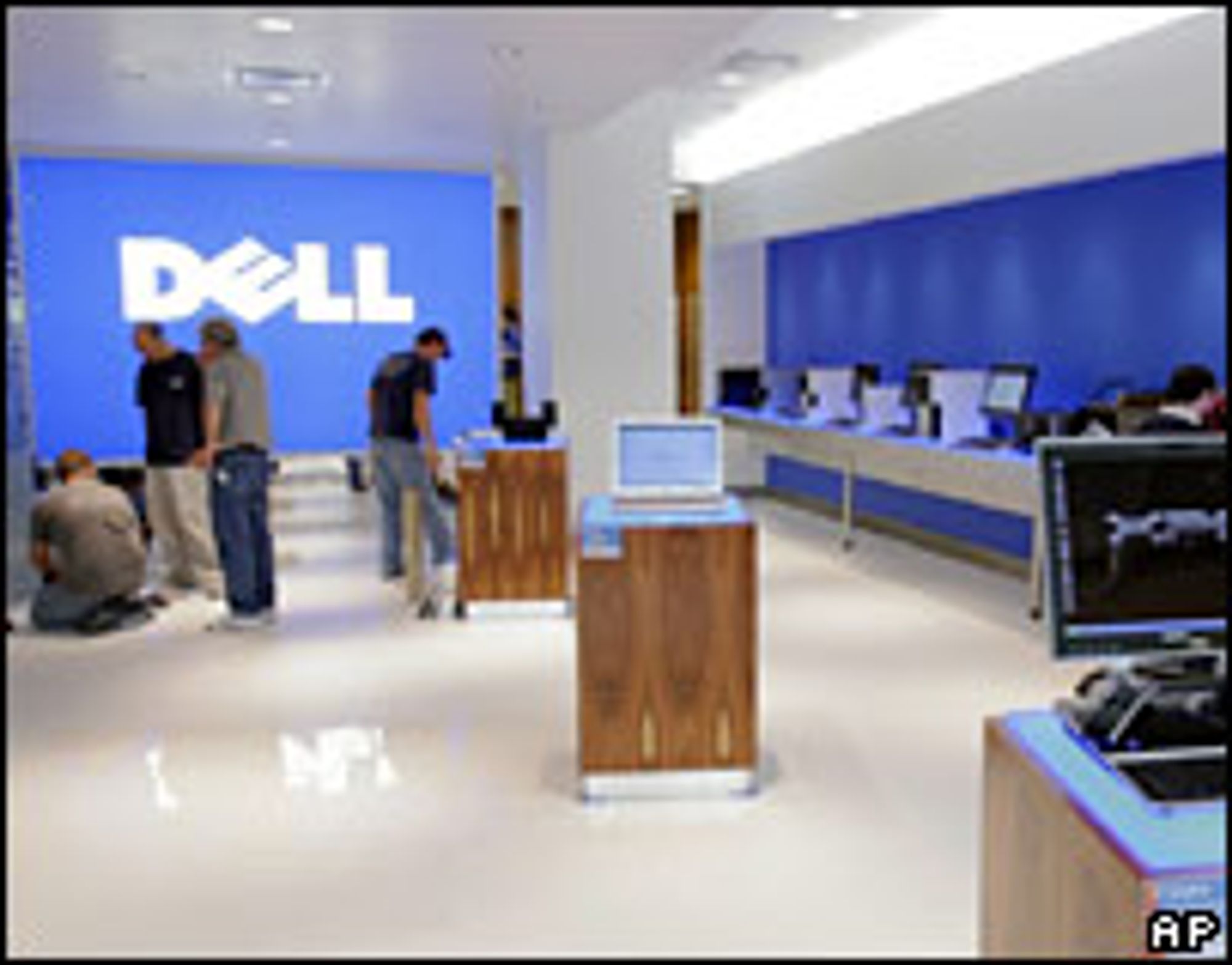 Dell utvider for software og tjenester (kilde: BBC News)