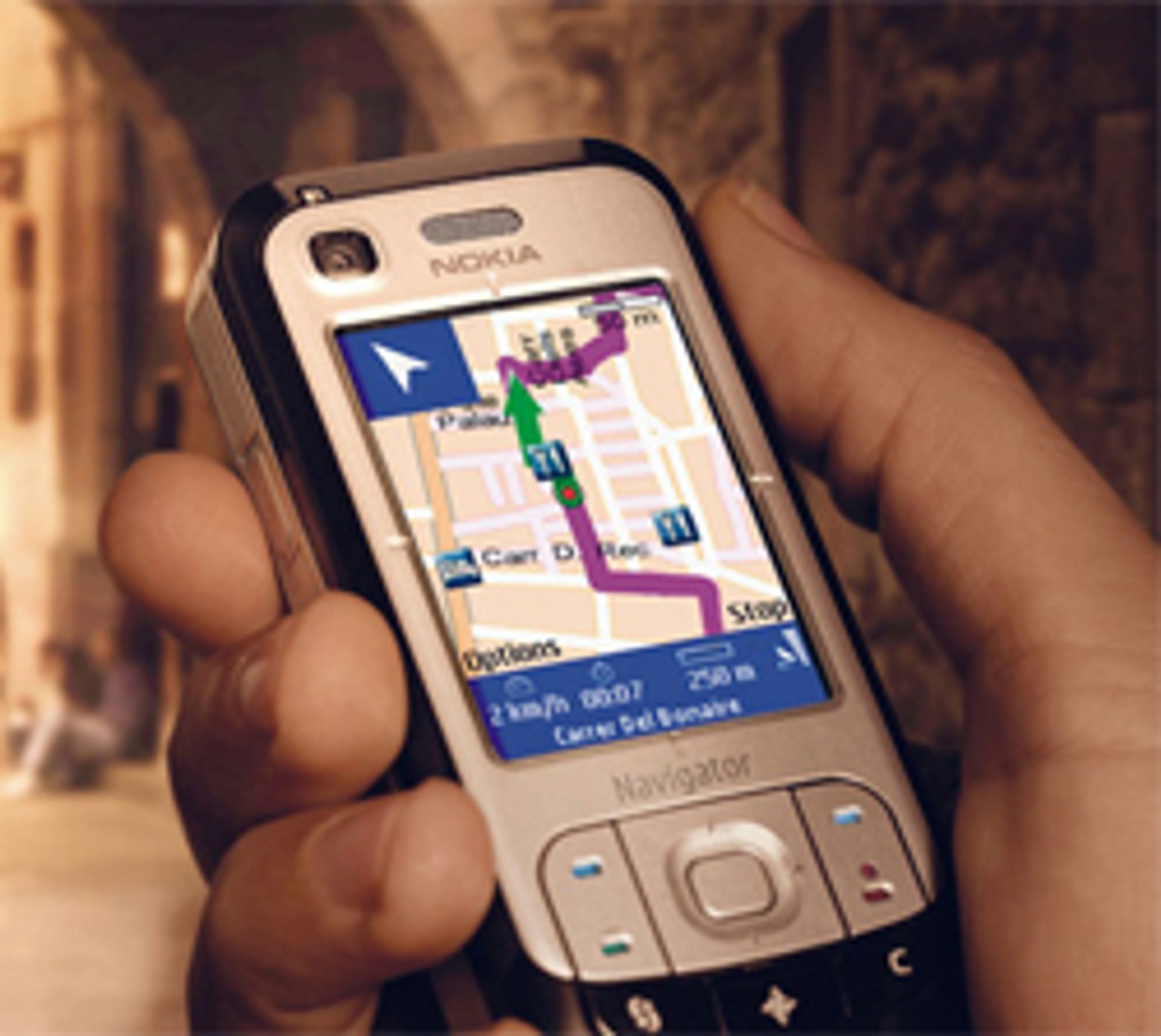 6110 Navigator er GPS og mobil i ett.
