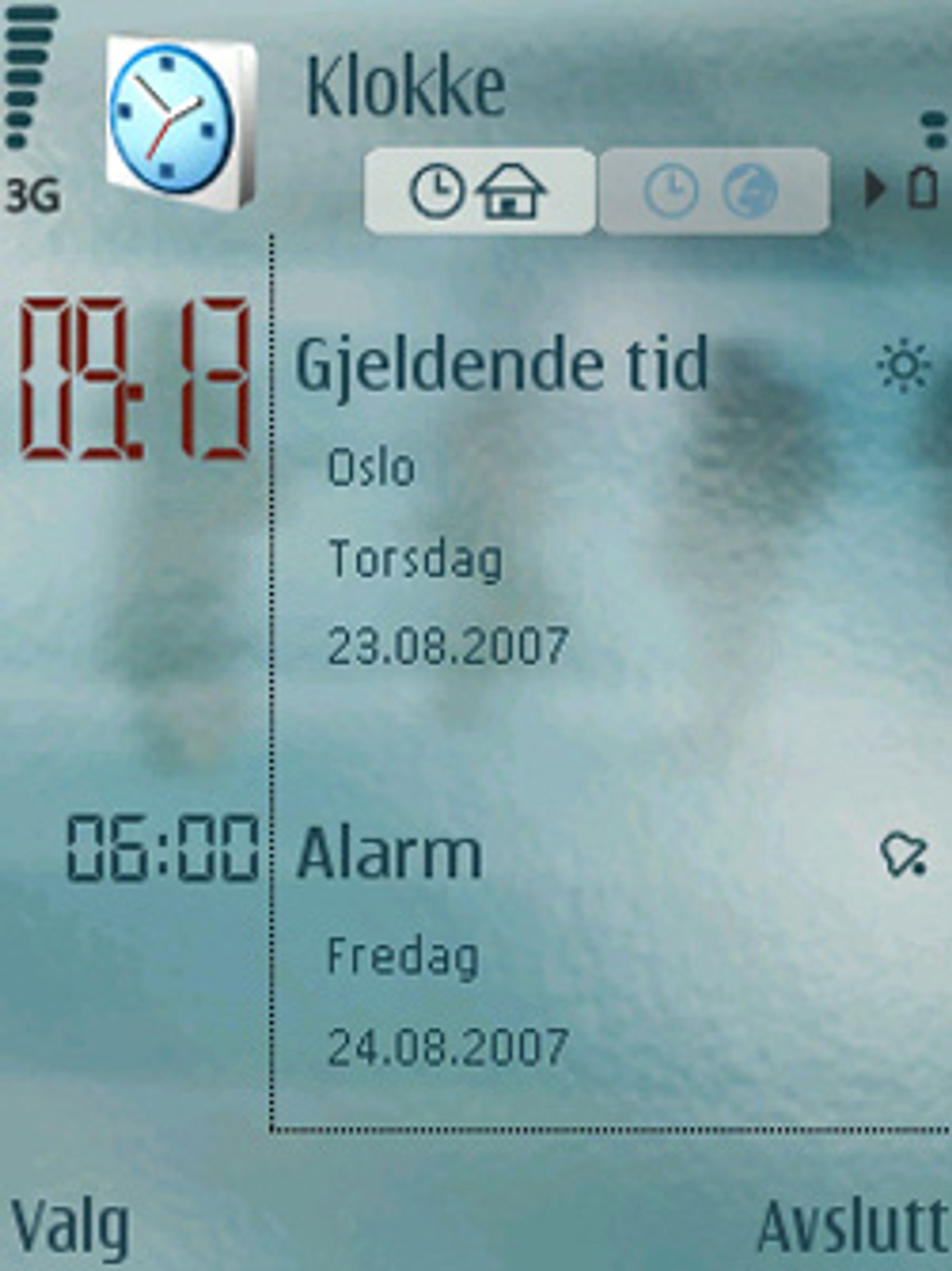 Mobilen gir deg oversikt over både tiden og aktiverte alarmer. (Foto: Einar Eriksen)