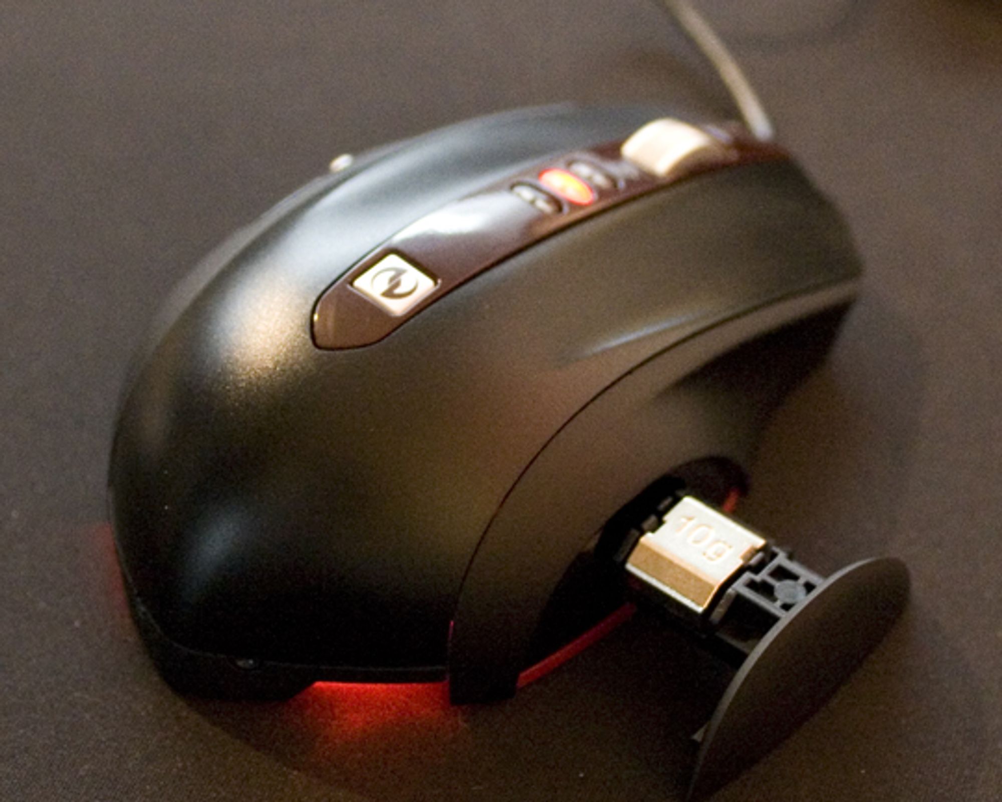 <em>SideWinder Mouse med vektbrettet ute</em>