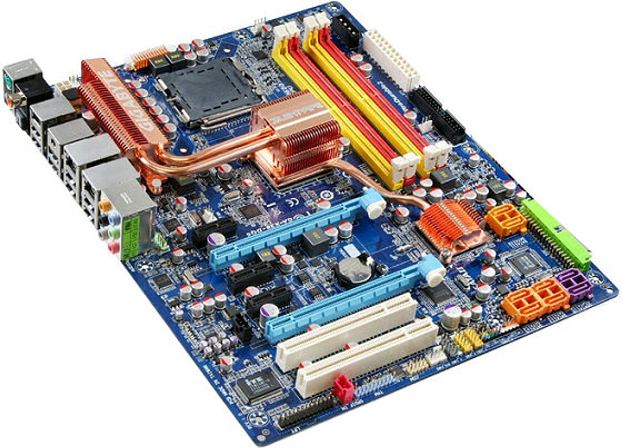 Bildet viser X38-kort fra Gigabyte: GA-X38-DQ6