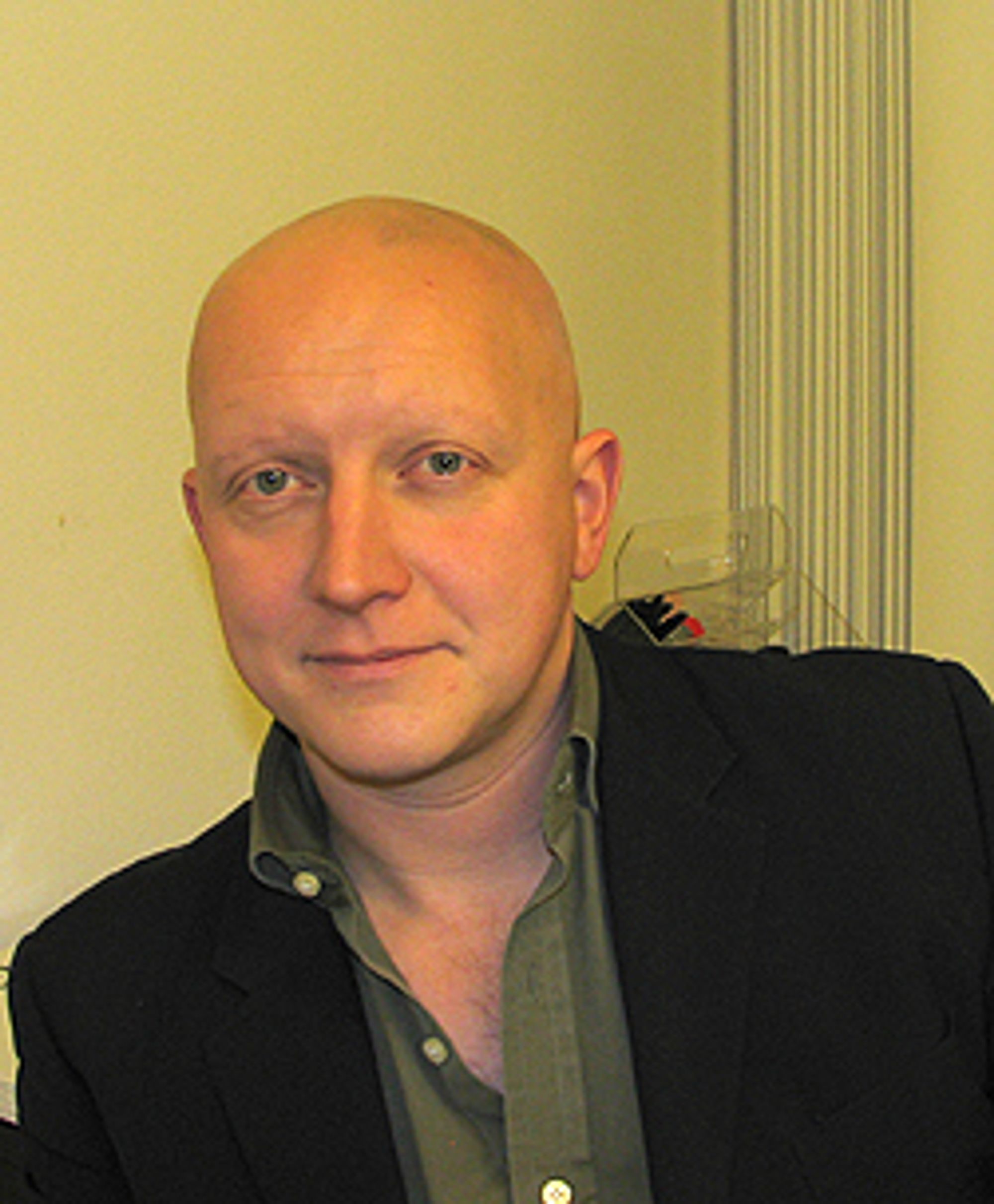 Tim Harrison i EA Games lover nye og originale spill til N-Gage. (Foto: Marius Valle)