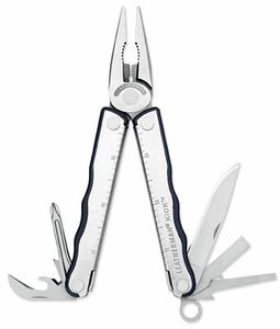 Leatherman Kick