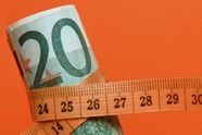 Telenor må kutte en halv milliard
