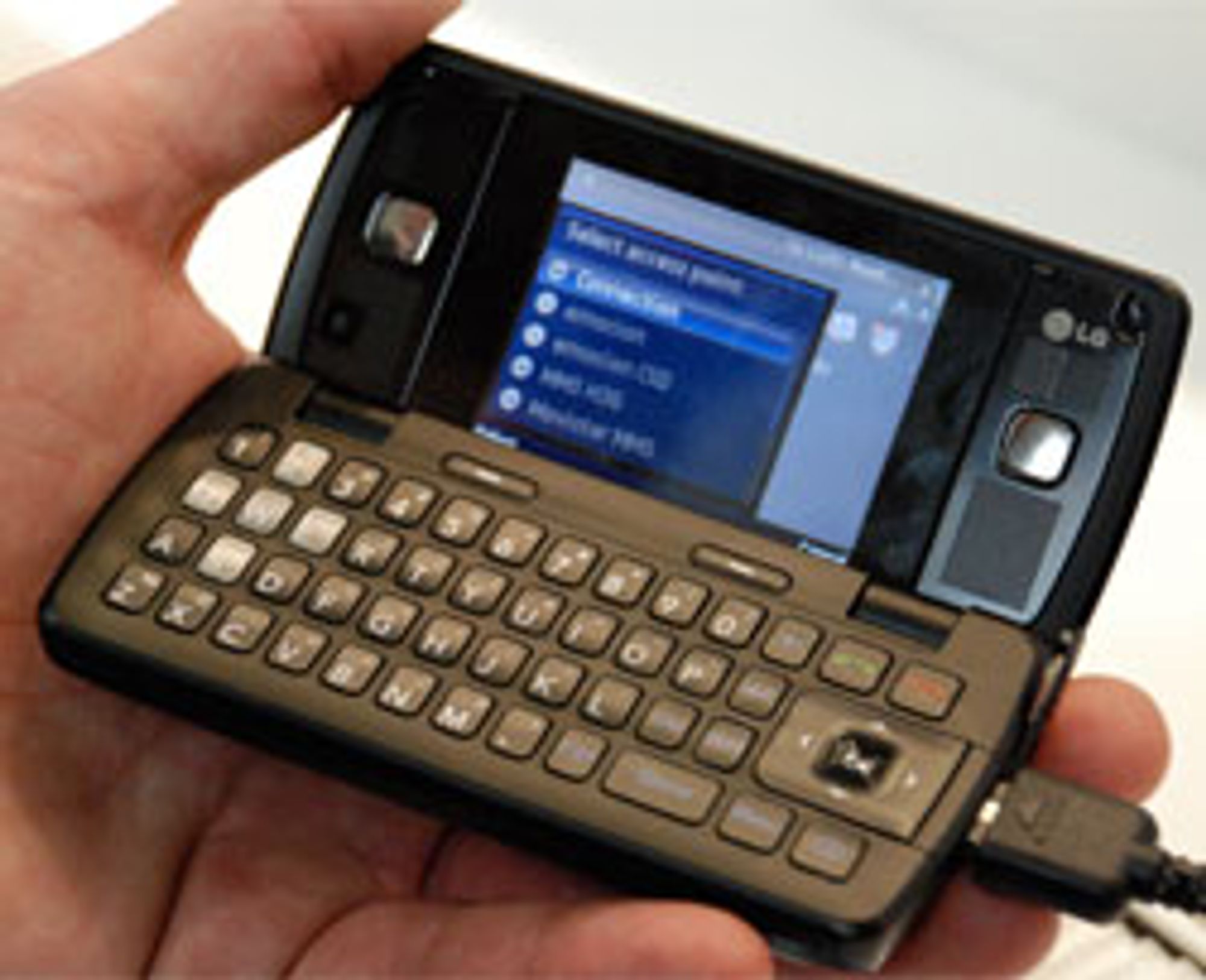 Dette er den første GPS-mobilen LG skal selge her i landet.