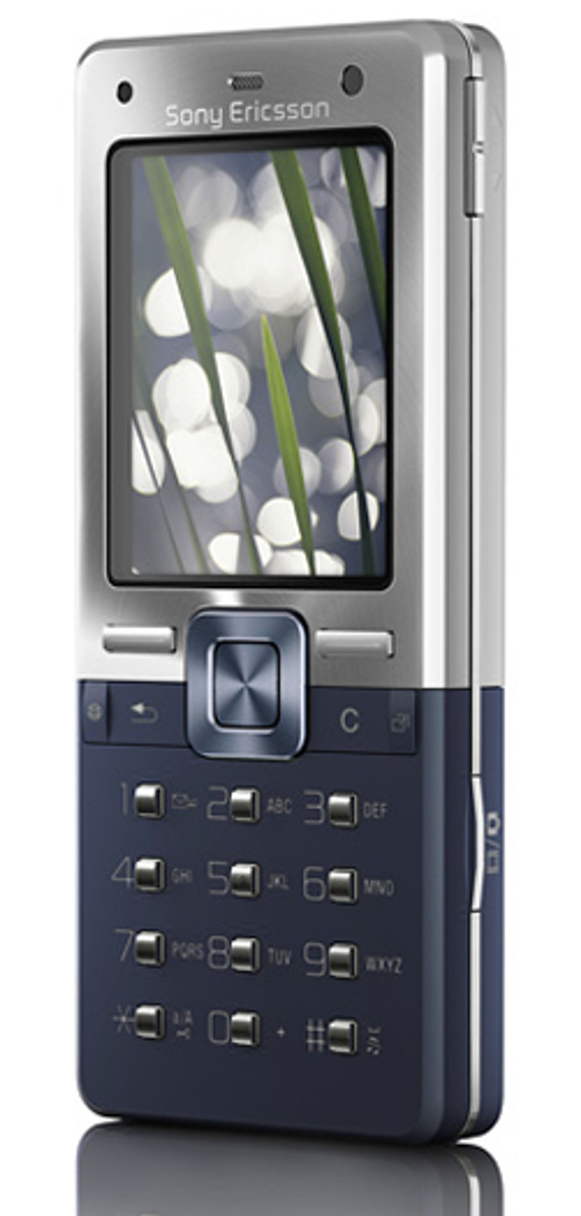 Selskapet selger færre telefoner som denne. (Foto: Sony Ericsson)
