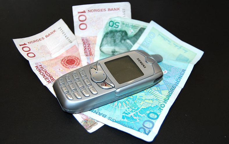 En brukt mobiltelefon kan kan gi deg litt ekstra penger i kassa.