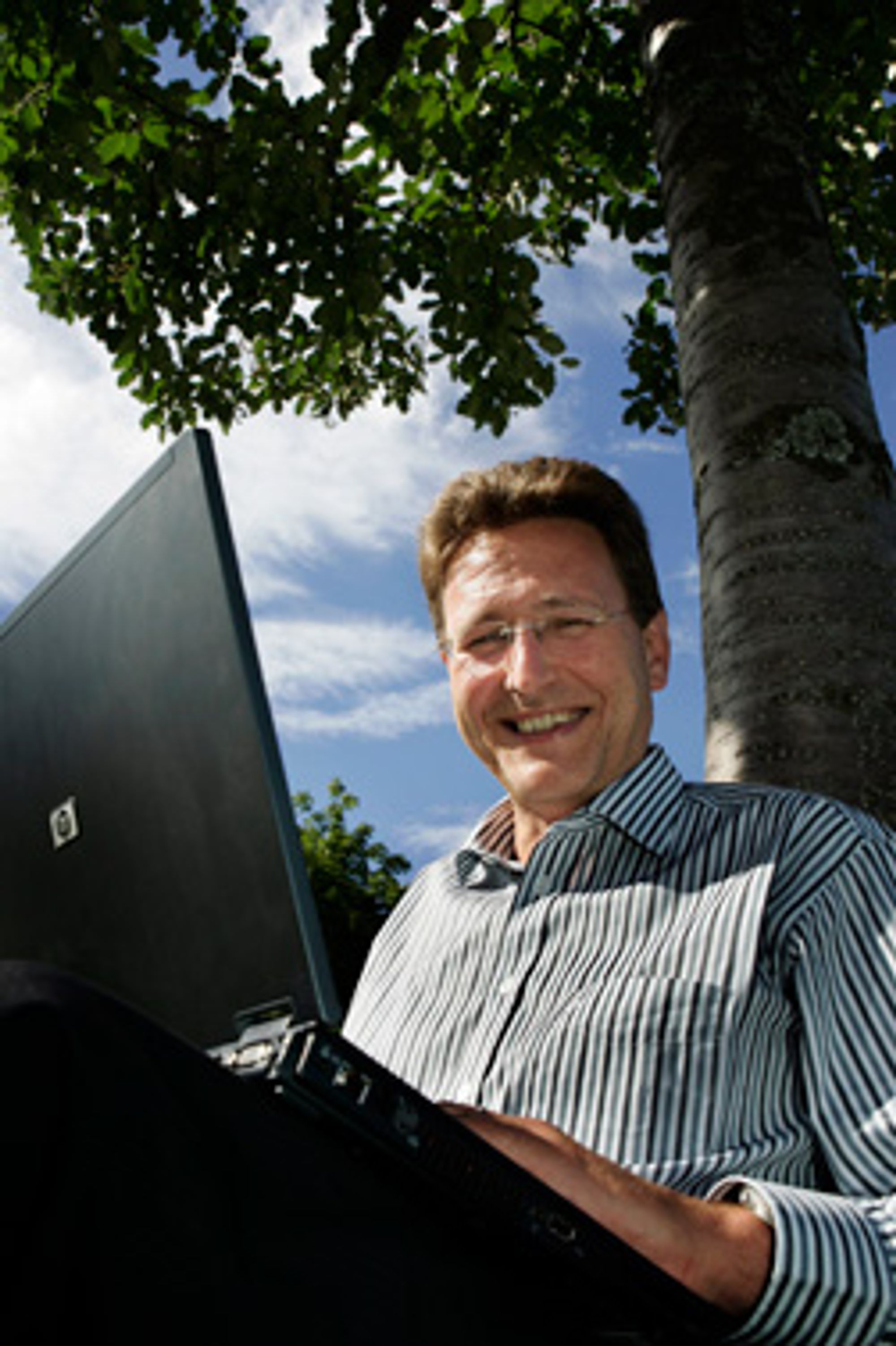 Matthias Peter lover høyere hastigheter og bedre dekning.