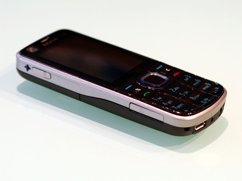 6220 Classic er blant de billigste smarttelefonene på markedet. 