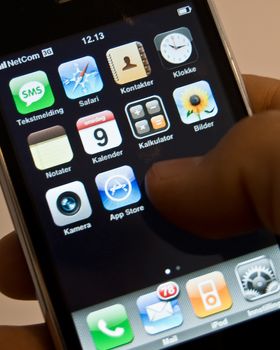 Da iPhone gjorde sitt inntog i Norge, med 3G-modellen, beskrev vår tester den som fullstendig overlegen.