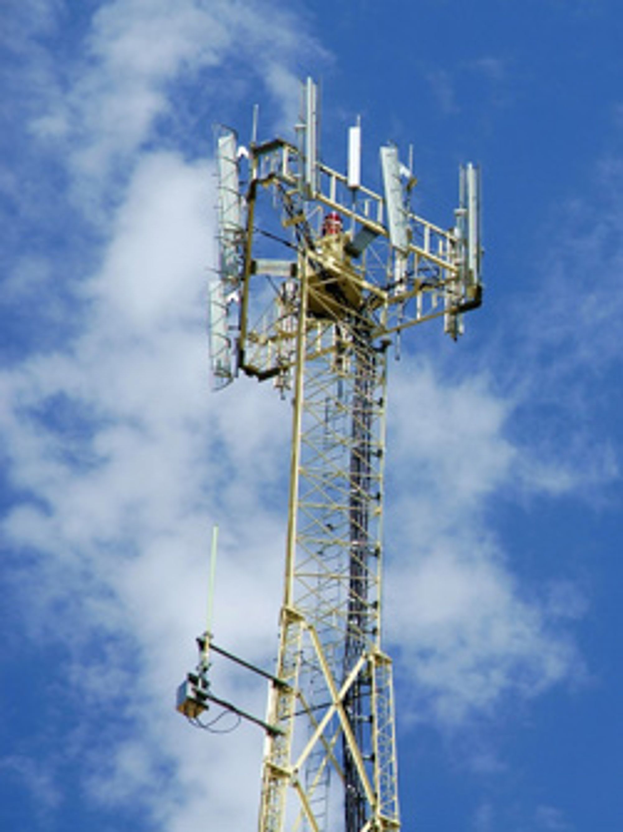 VNL reduserer effektbruken i GSM-antenner med 96 - 98,3 prosent. (Foto: Christian Weibell / Istockphoto)
