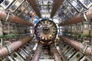 Les Hvor får atomene sin masse fra?