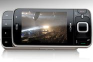 Nokia knuser konkurrentene
